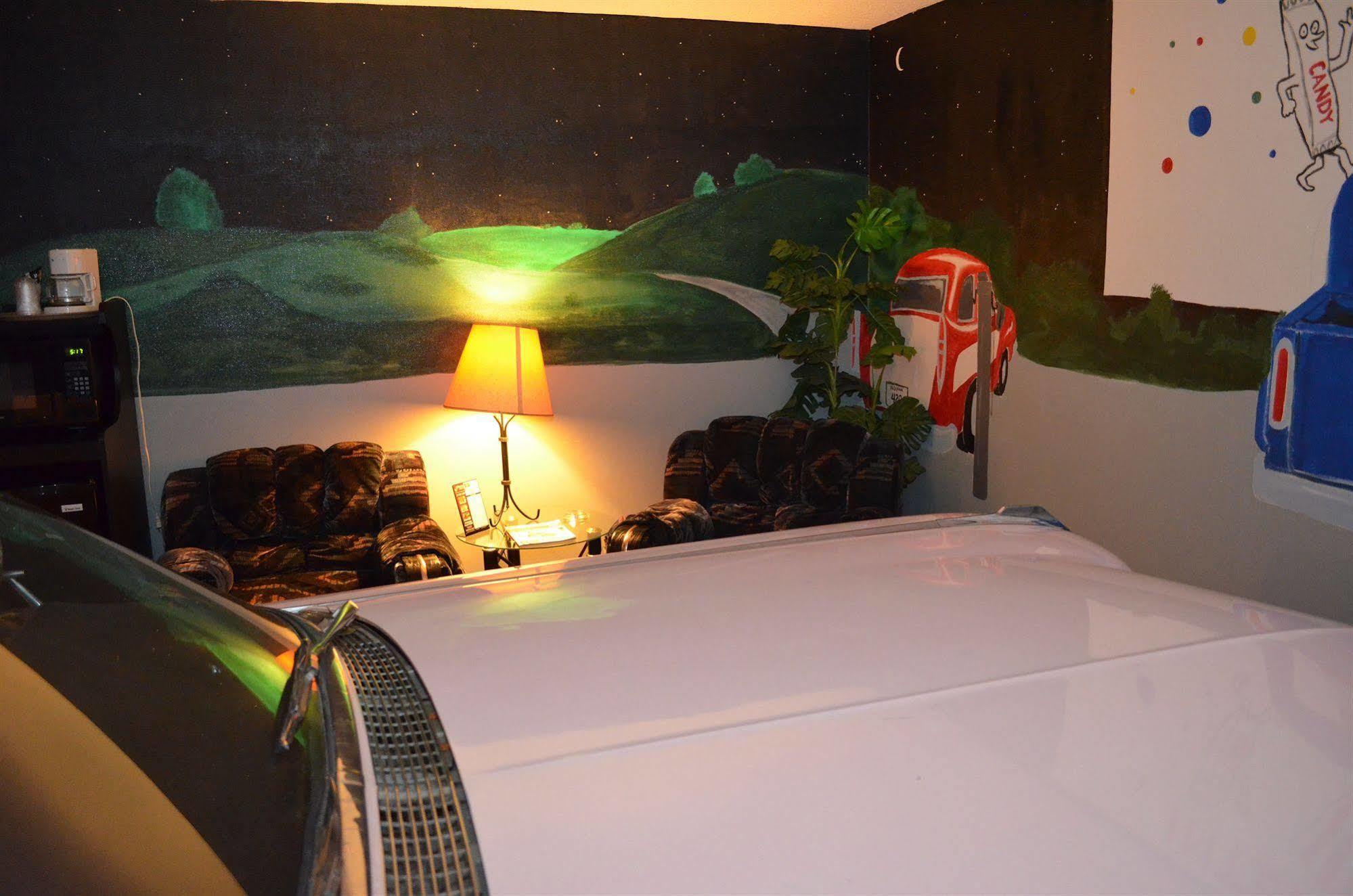 Red Carpet Inn Fanta Suites Hotel グリーンウッド エクステリア 写真